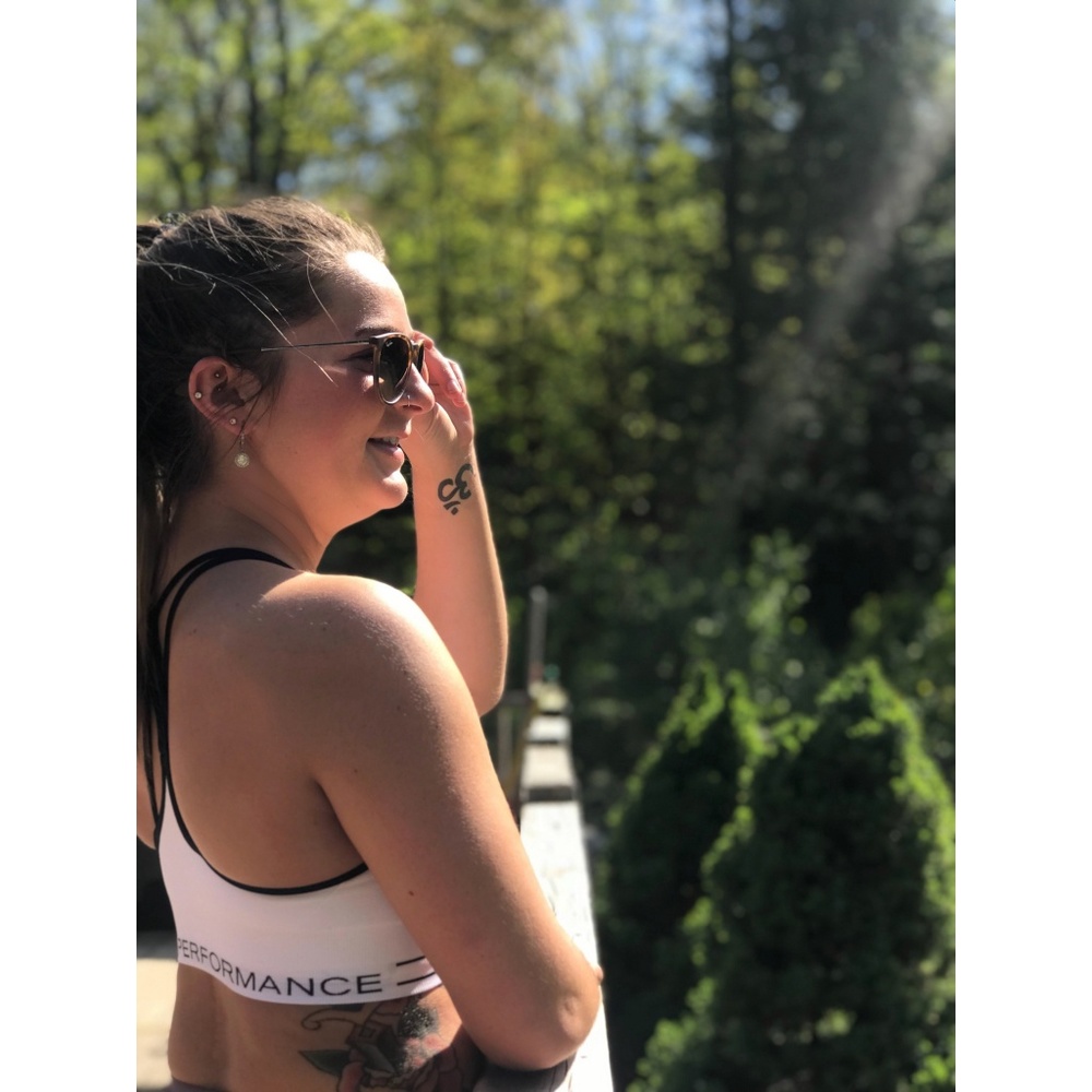 Meet your Posher, Alissa